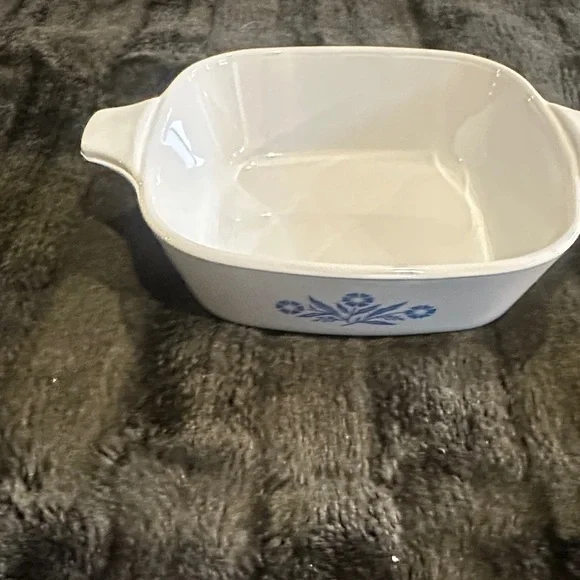 CorningWare set of 2 vintage White and Blue Square Baking Dishes 1 3/4 cup size - Picture 2 of 12